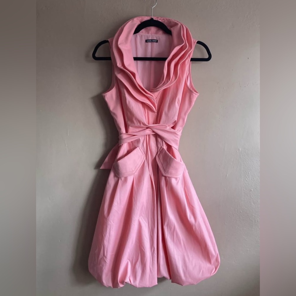 Elegant Pink Sleeveless Dress